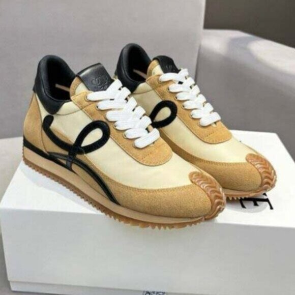 Loewe Tan and Black Winter Boots - Picture 3 of 7